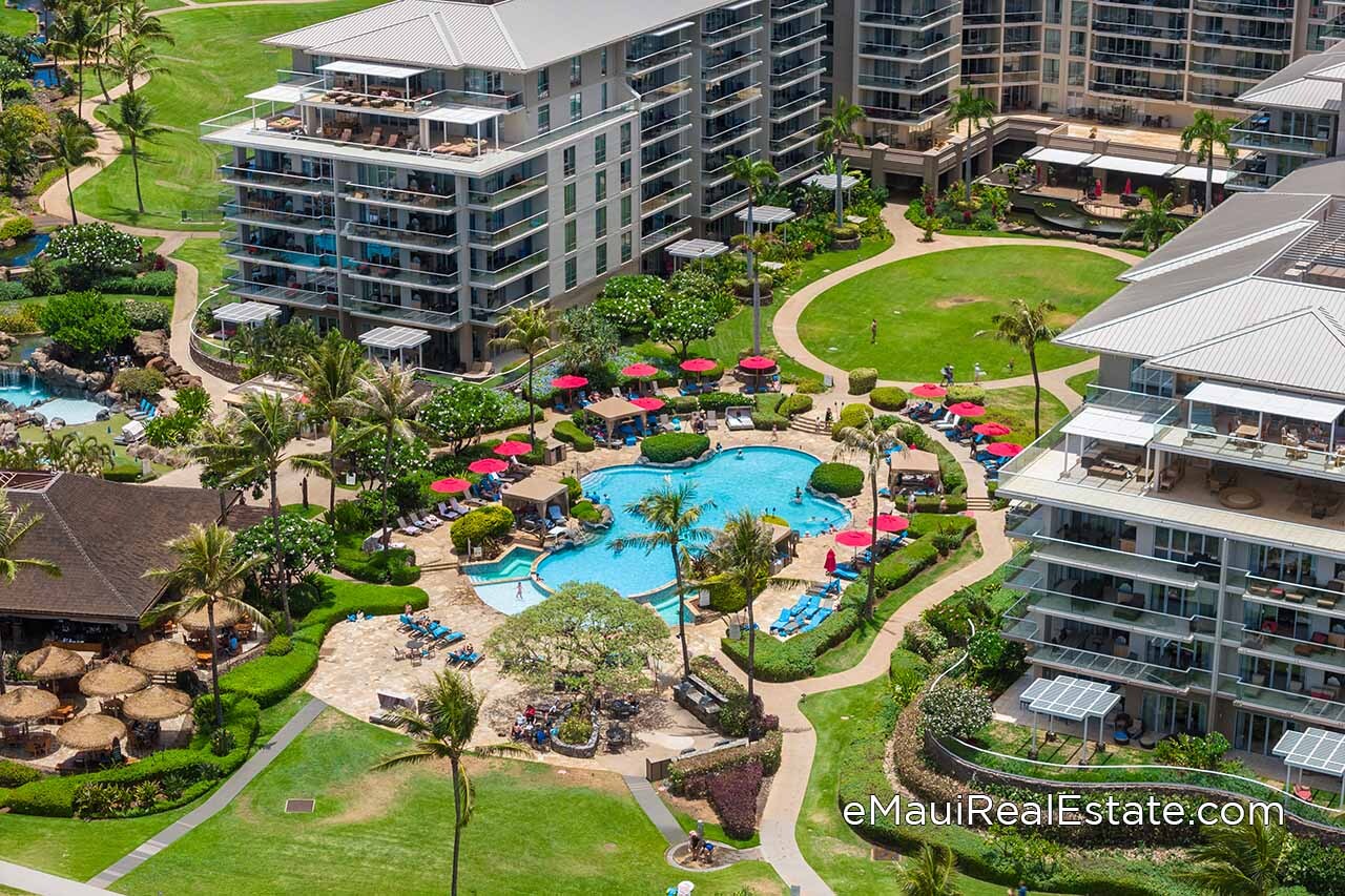 Aerial view showing the pool area in front of the Hokulani tower