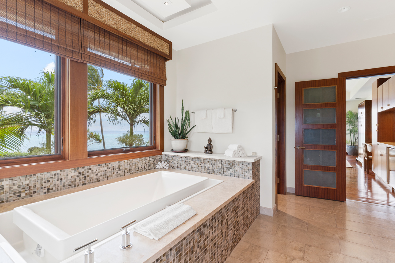 Upstairs Master Bathroom