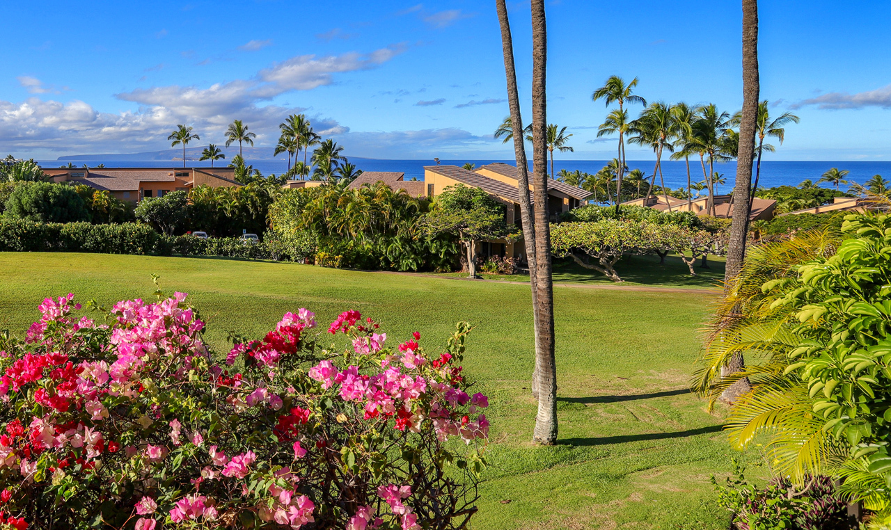 Panoramic Ocean Views: View from Second Floor Lanai