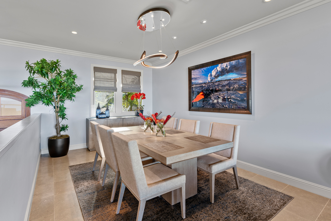 Dining Area with ocean views: 