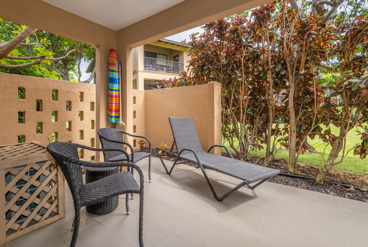 Private lanai off Bedroom: 