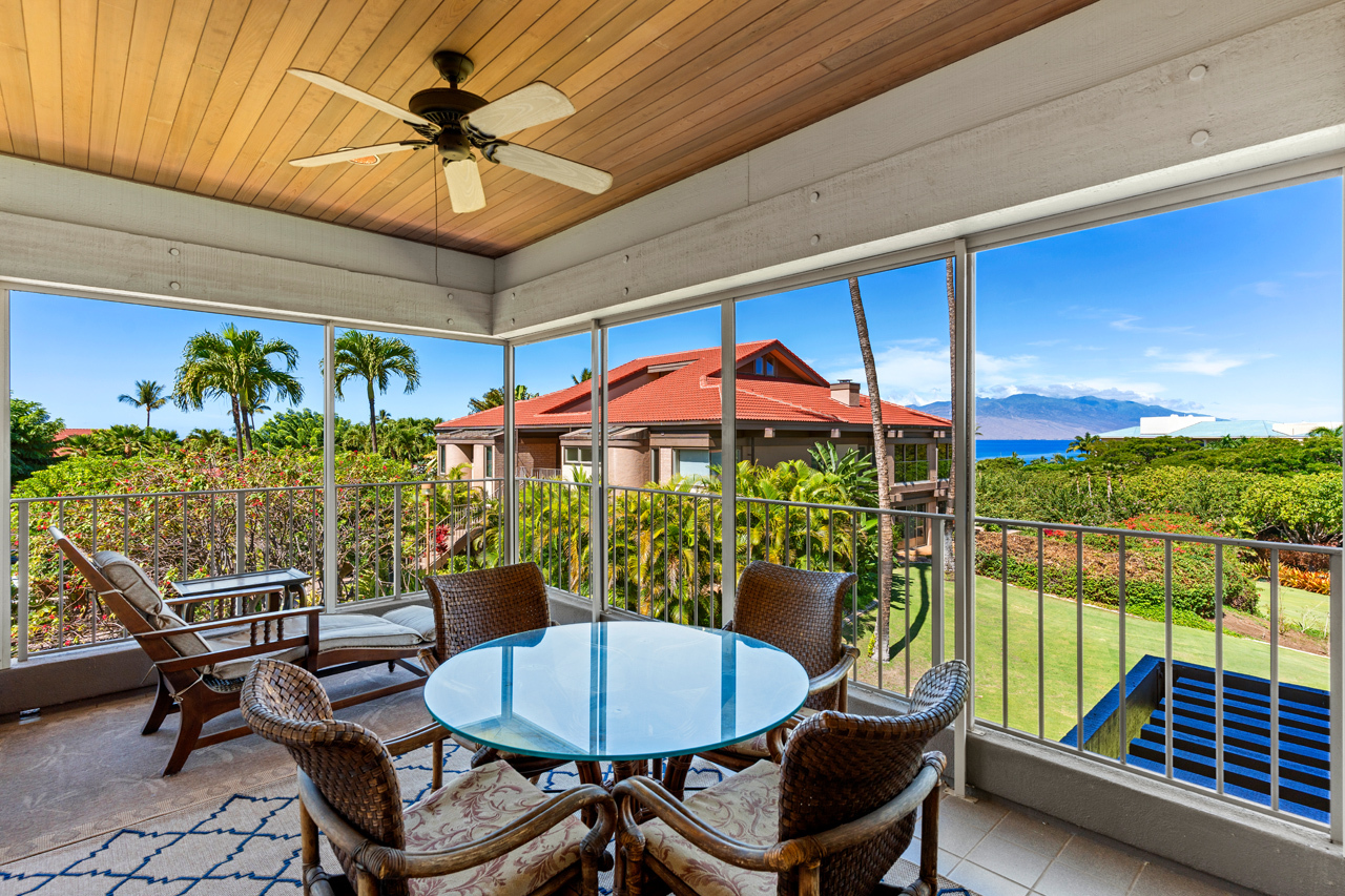 Covered Lanai: 